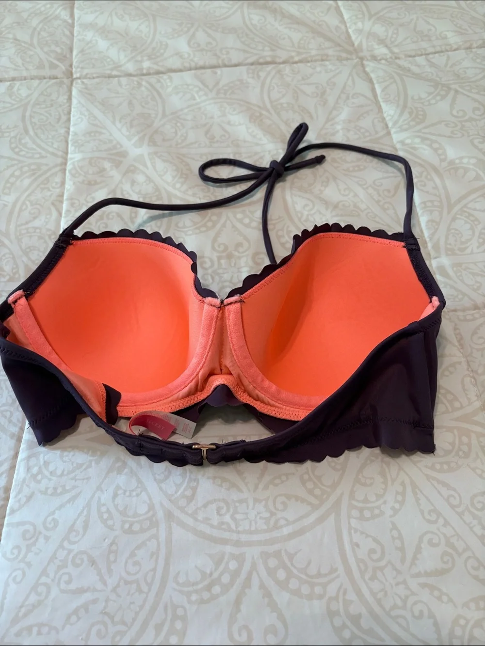Victoria’s Secret bikini - Picture 3 of 7